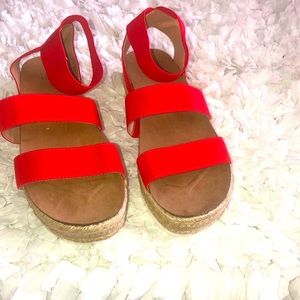 Time and tru size 9 sandals